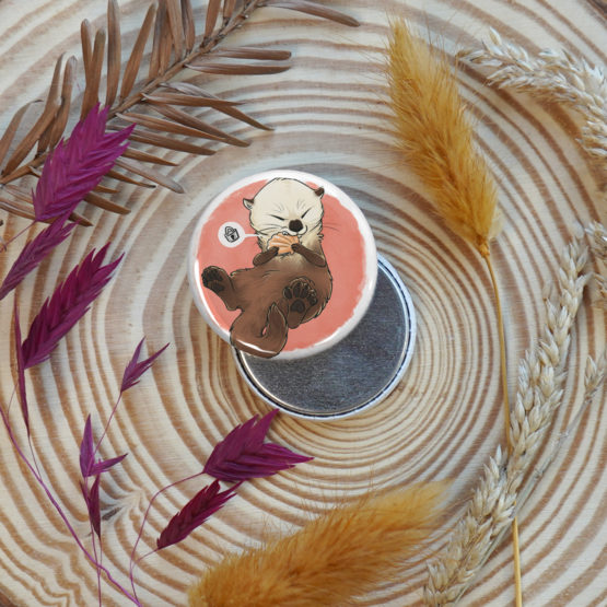 Badge/Magnet • Loutre agacée – Image 3